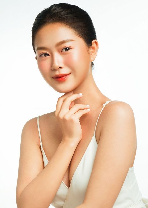 Nina - 資深造型師